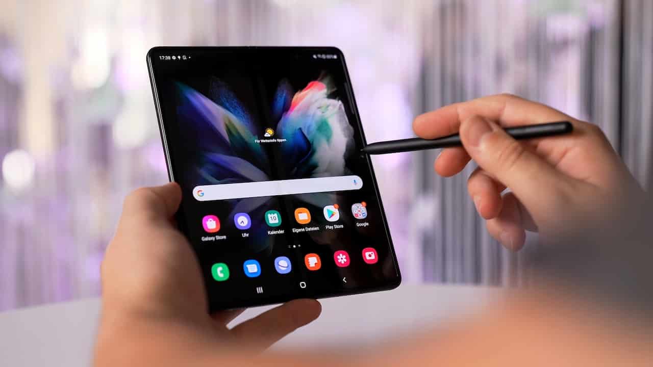 Galaxy Z Fold 3