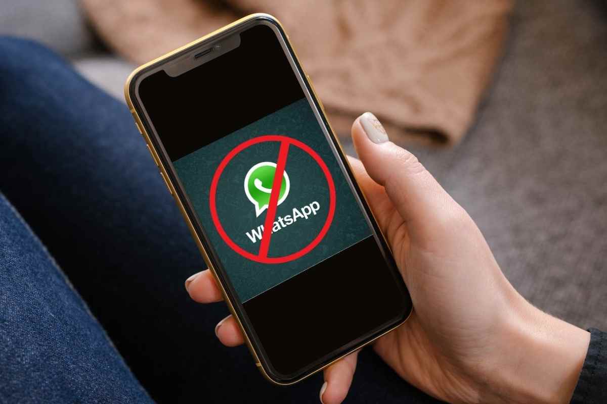 Blackout Whatsapp, l'ultimo aggiornamento paralizza l'App