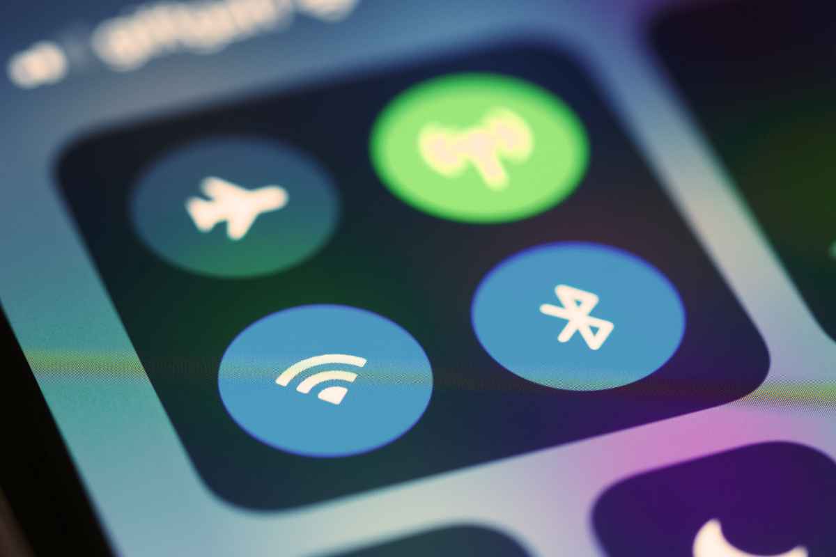 Se noti questa icona sul tuo smartphone qualcuno sta prelevando soldi dal tuo conto