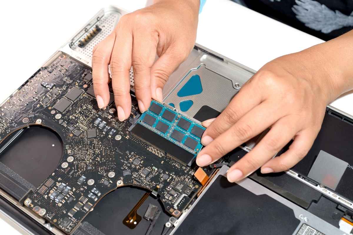 Puoi aggiornare la RAM del tuo Mac a casa? Ecco cosa devi sapere nel 2025