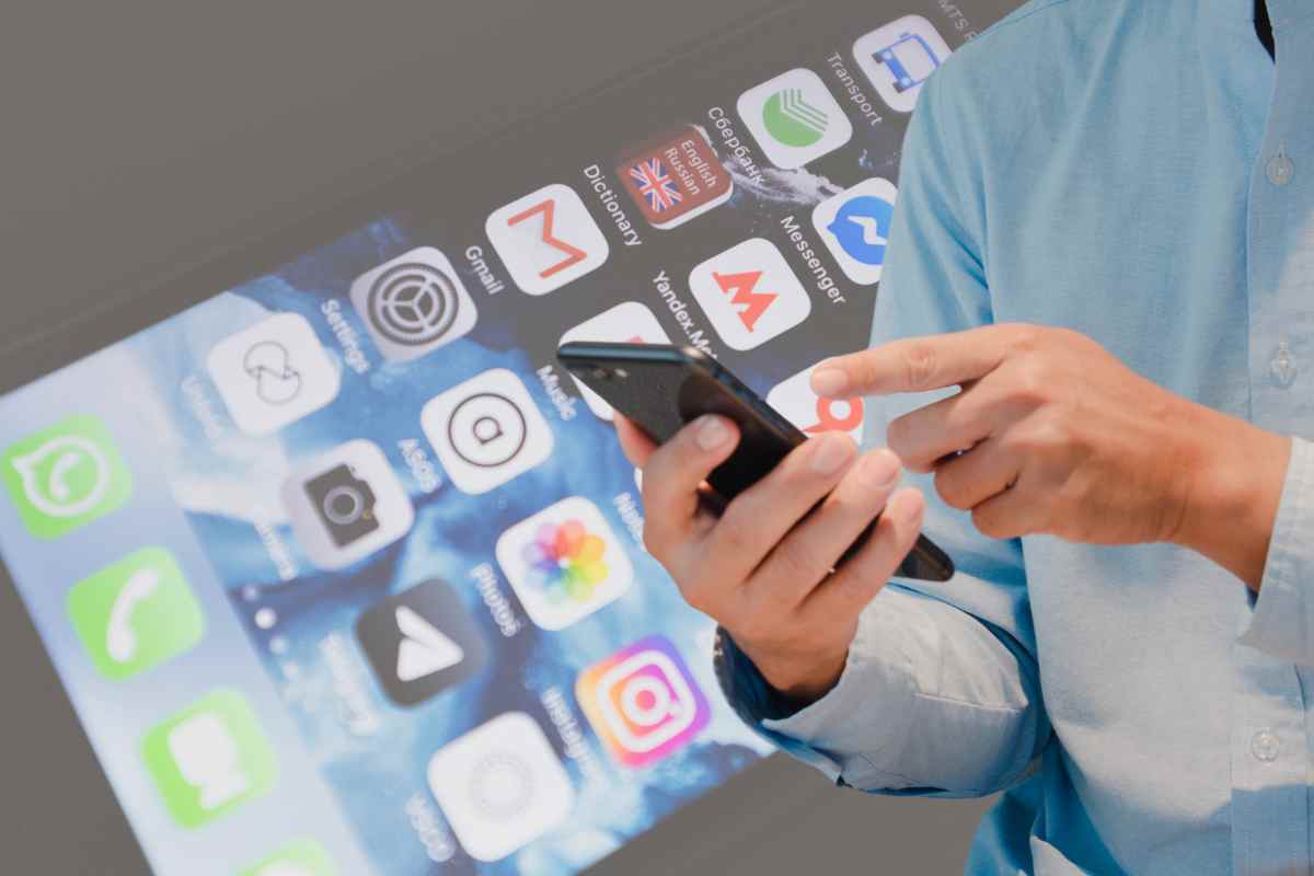 cancella subito queste App dal tuo smartphone o finisci nei guai