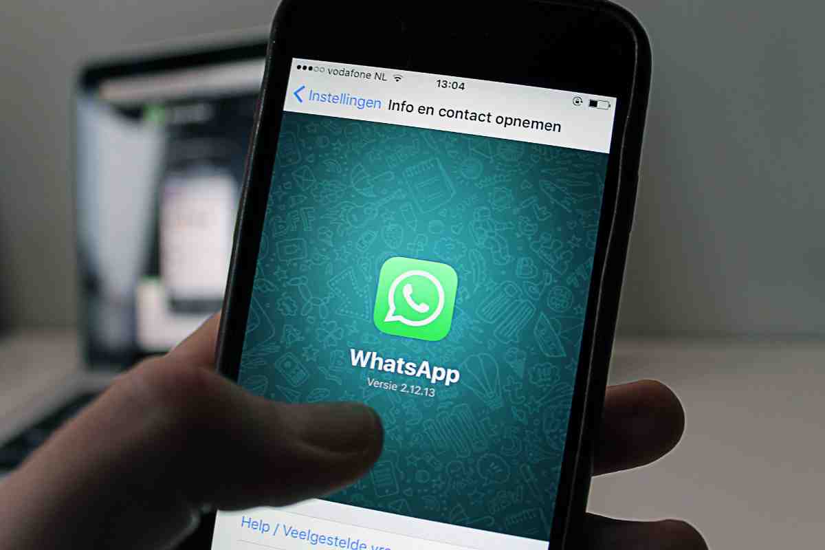 WhatsApp ti smaschera se non fai attenzione