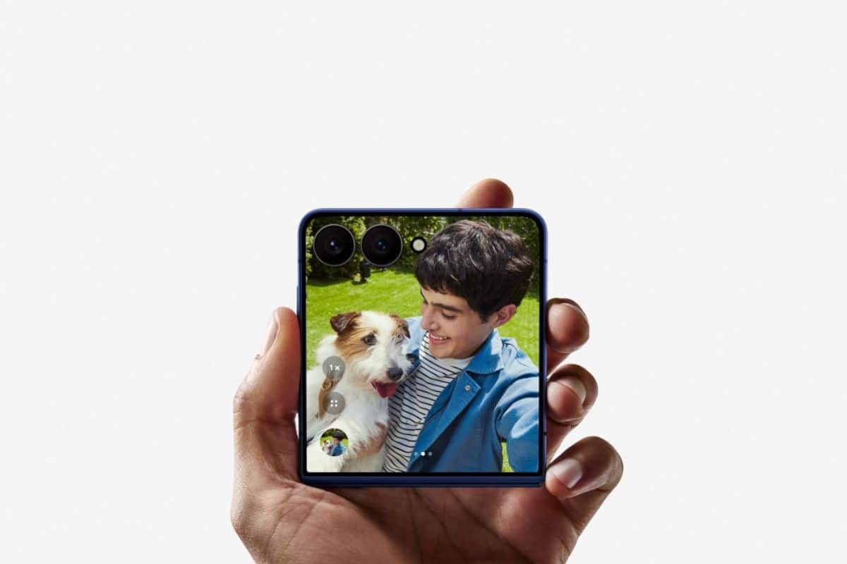 Samsung Galaxy Z Flip 7 teardown completo