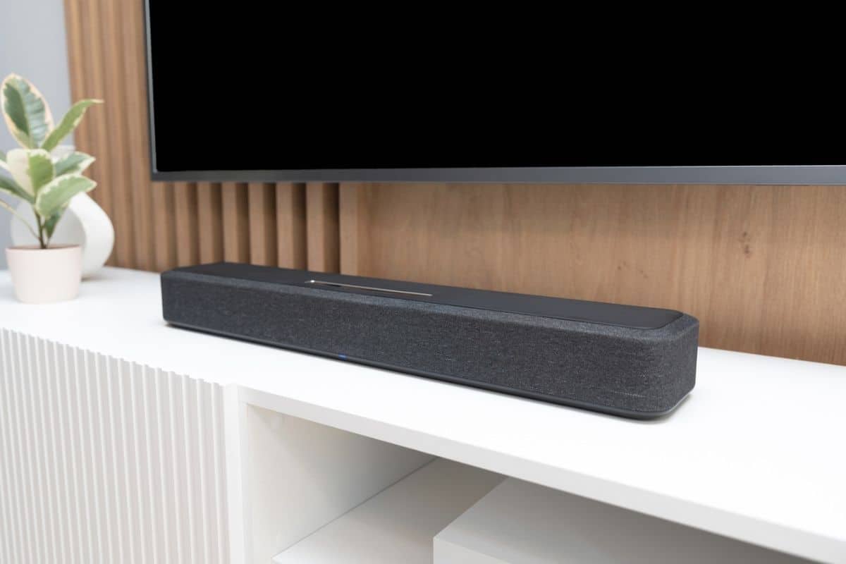 Soundbar: meglio usare la porta HDMI eARC o il cavo ottico?