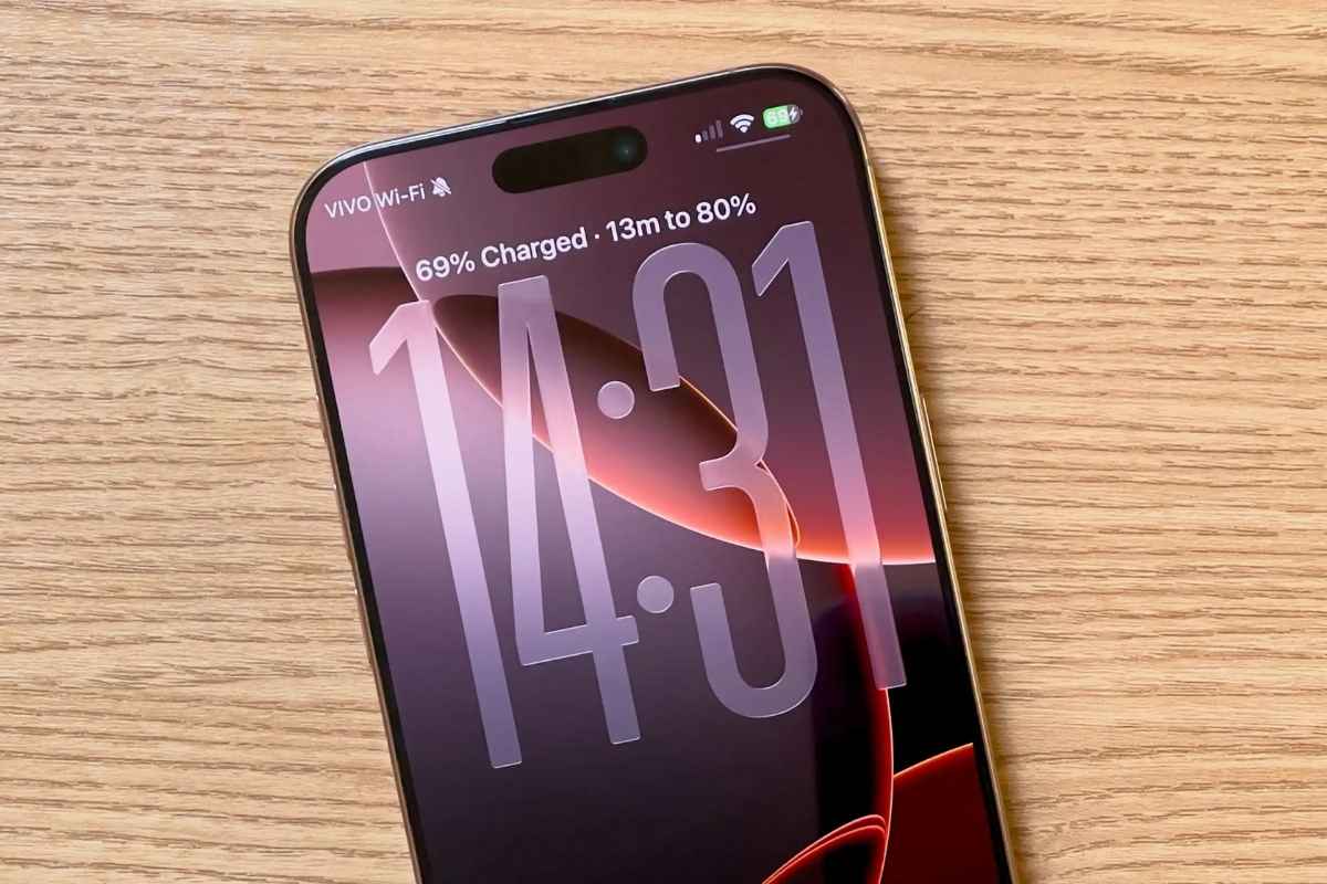 Non ti piace iOS 26? Tornare indietro è possibile, ma è complicato e rischioso