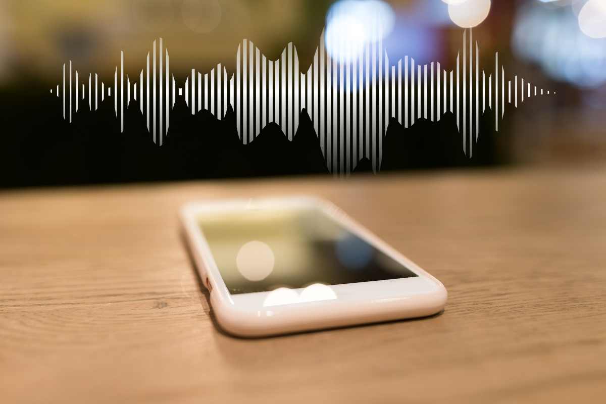 Se vedi questo segnale, il microfono dello smartphone ti sta spiando