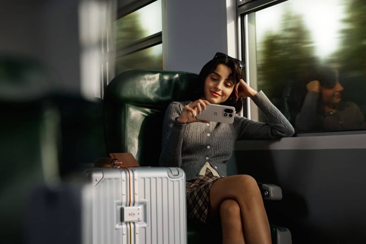 OnePlus 15 ufficiale