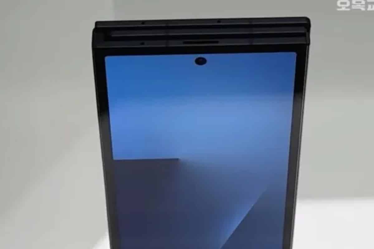 Samsung Galaxy Z Trifold