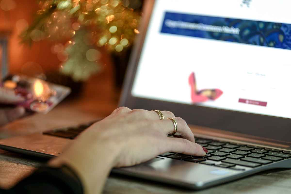 Regali di Natale online spendendo la metà