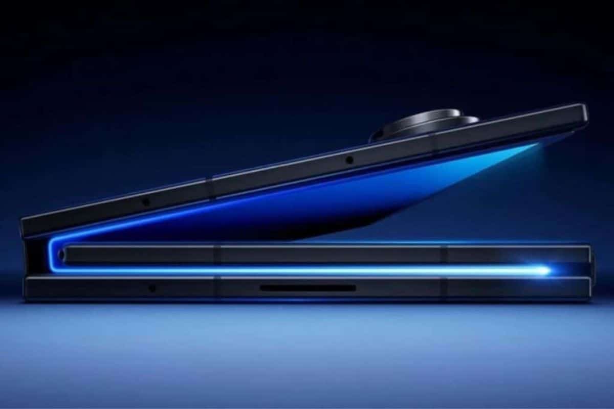 Samsung Galaxy Z TriFold vs Galaxy Z Fold 7