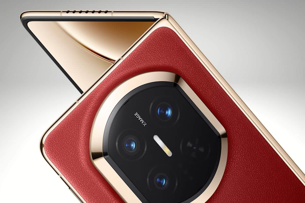 Huawei lancia il nuovo pieghevole Mate X7